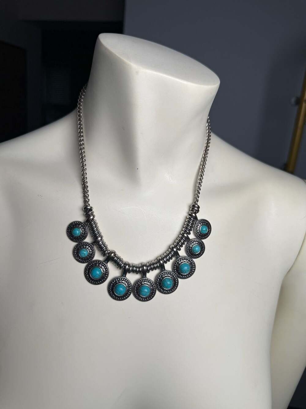 Western Style Silver-Tone Bib Necklace with Faux Turquoise Disc Pendants